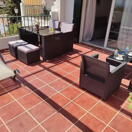 2 Bedrooms Sea View In Calahonda