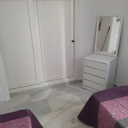 2 Bedrooms Sea View In Calahonda Apartment
