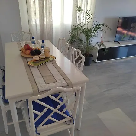 2 Bedrooms Sea View In Calahonda * Sitio de Calahonda